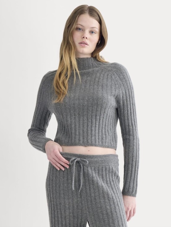 Everlane Sweaters - Everlane Funnel-Neck Cropped Sweater in Wool Cashmere Gray Size XXL